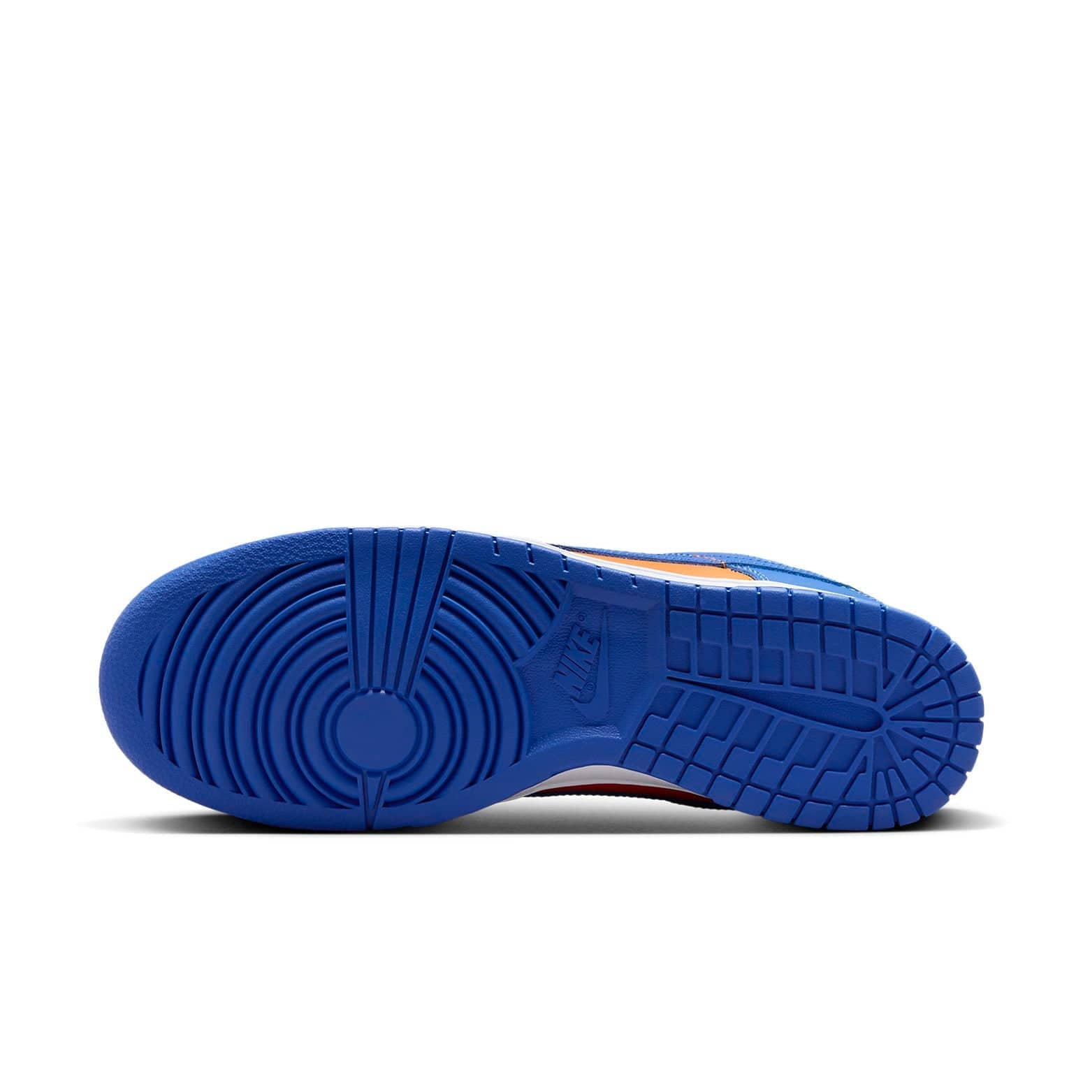 Nike Dunk Low 'Knicks'