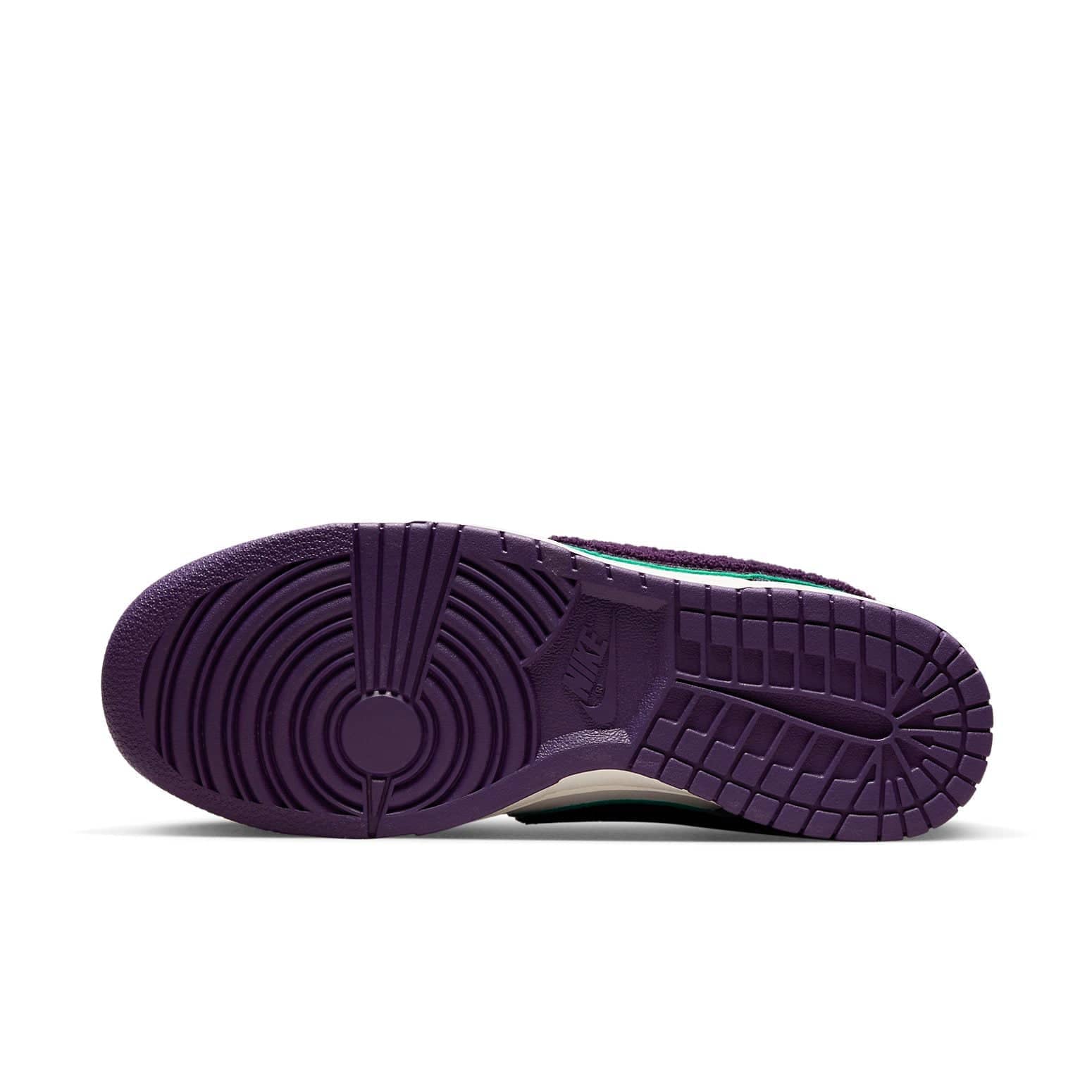 Nike Dunk Low 'Chenille Swoosh - Grand Purple'