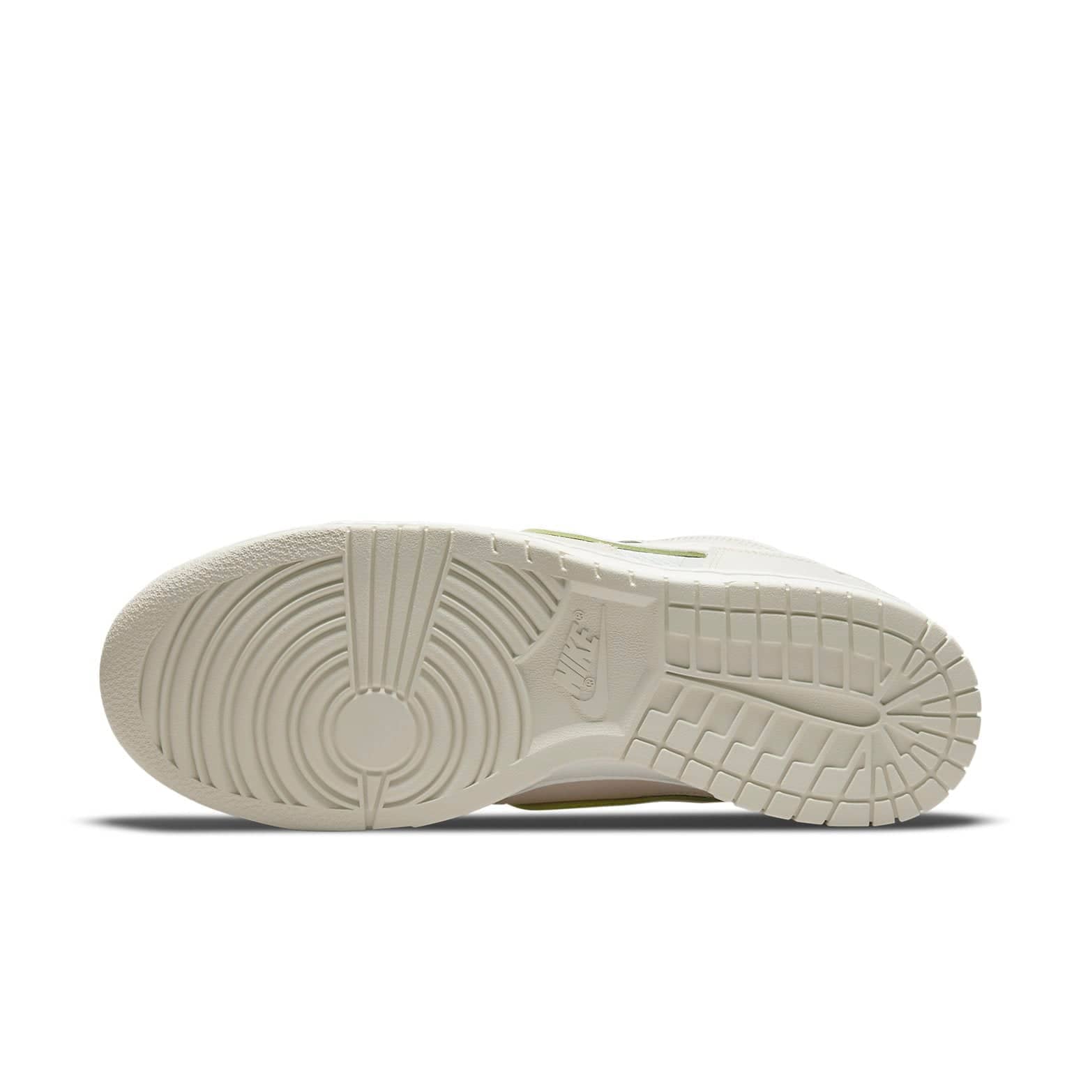 Nike Dunk Scrap SE 'Grey Haze Oil Green'