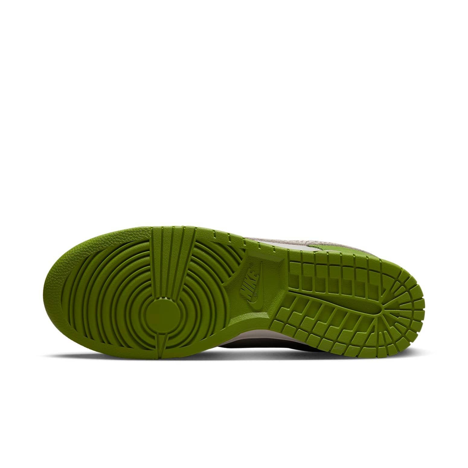 Nike Dunk Low 'Safari Swoosh - Chlorophyll'
