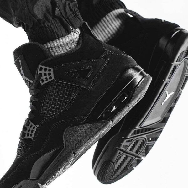 Jordan 4 Retro ‘Black Cat’ 2020