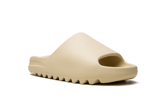 Yeezy Slide "Bone 2022"