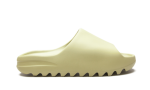 Yeezy Slide "Resin 2021"
