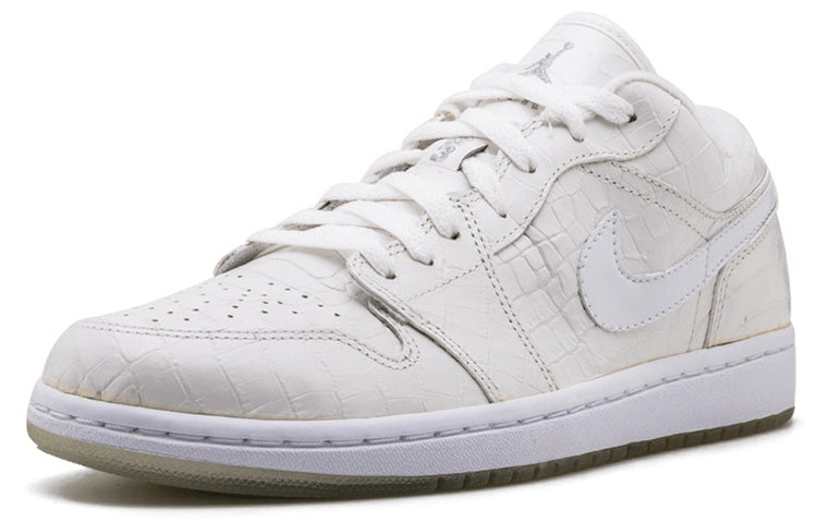Air Jordan 1 Retro Low 'Metallic Silver'