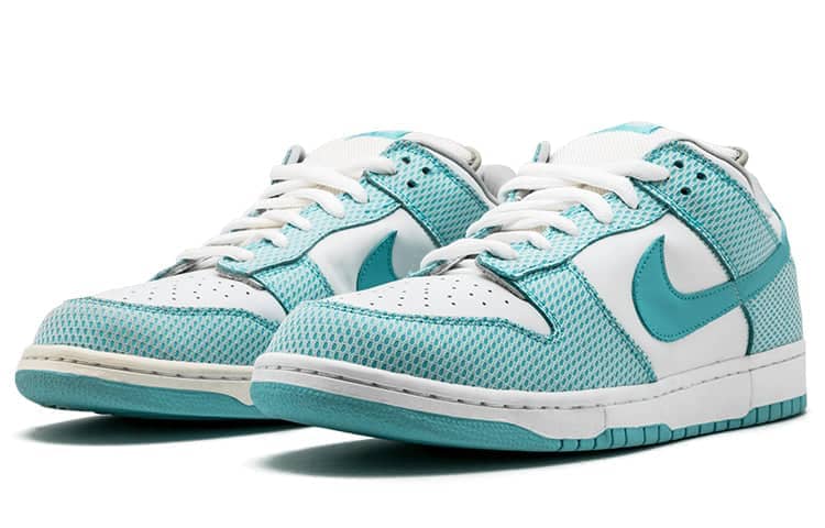 Nike Dunk Low Premium SB 'High Hair'