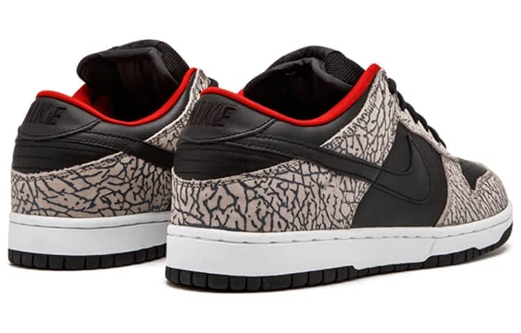 Nike x Supreme SB Dunk Low Pro 'Black Cement'