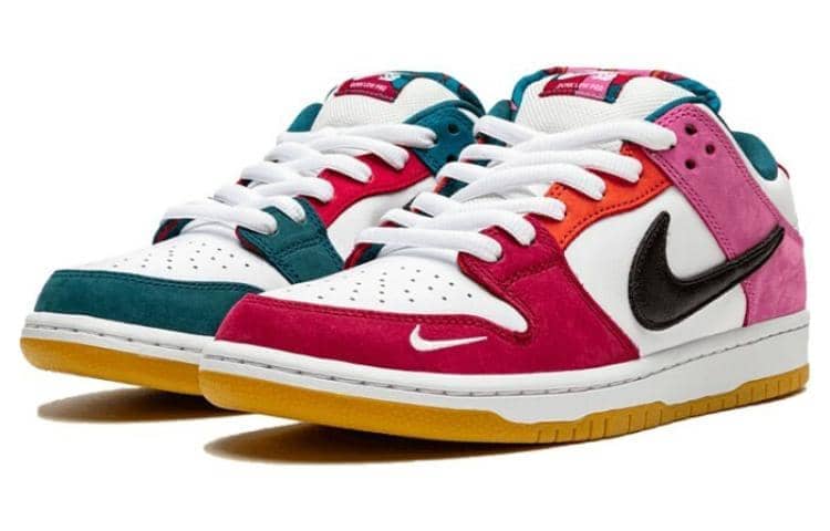 Nike SB Dunk Low Pro x Parra 'Friends & Family'