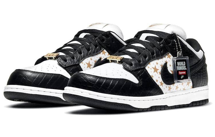 Nike x Supreme SB Dunk Low OG QS 'Black'