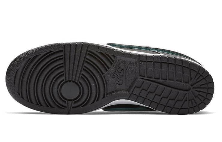 Nike Diamond Supply Co. x Dunk Low Pro SB 'Black Diamond'