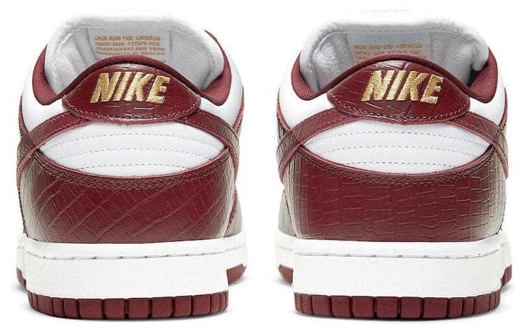 Nike x Supreme SB Dunk Low OG QS 'Barkroot Brown'