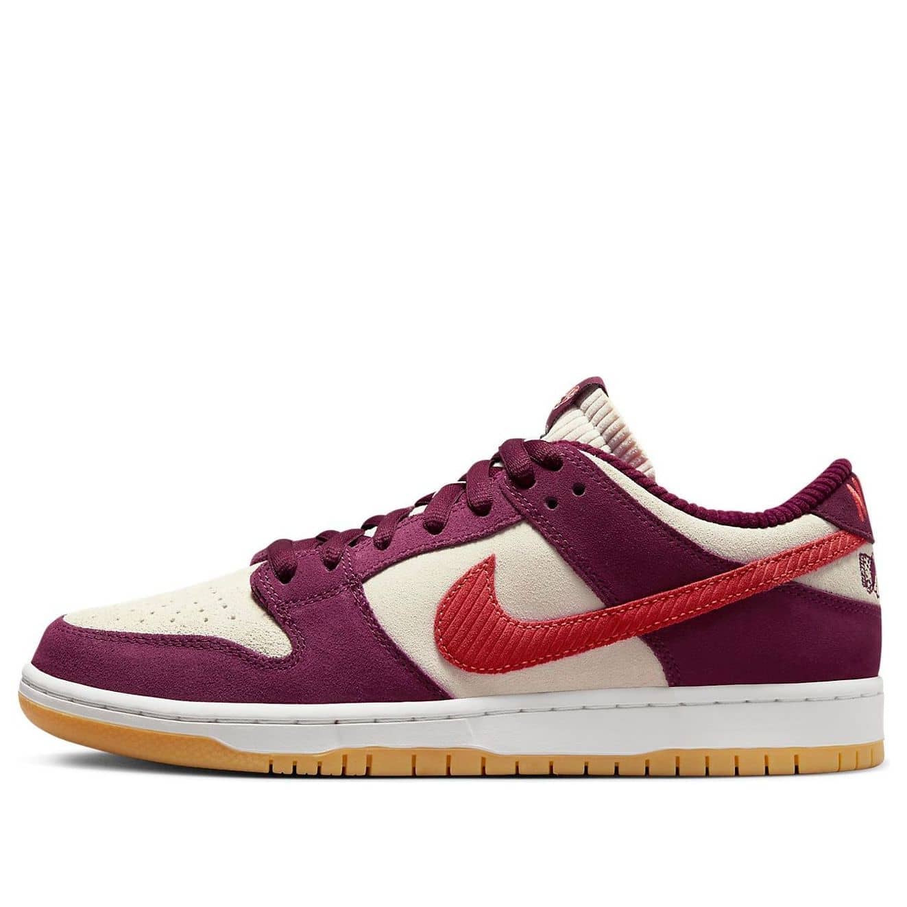 Nike SB Dunk Low 'Summit White Barely Rose University Red'