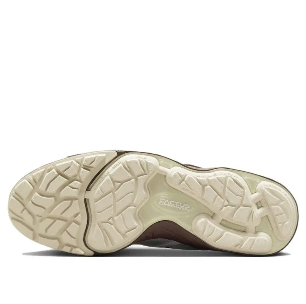 Nike Zoom Field Jaxx x Travis Scott “Light Chocolate”