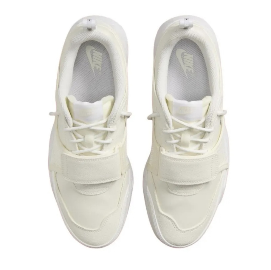 Nike Zoom Field Jaxx Sp Travis Scott Sail