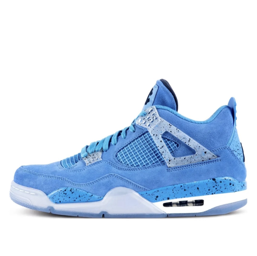 Air Jordan 4 Retro UNC PE